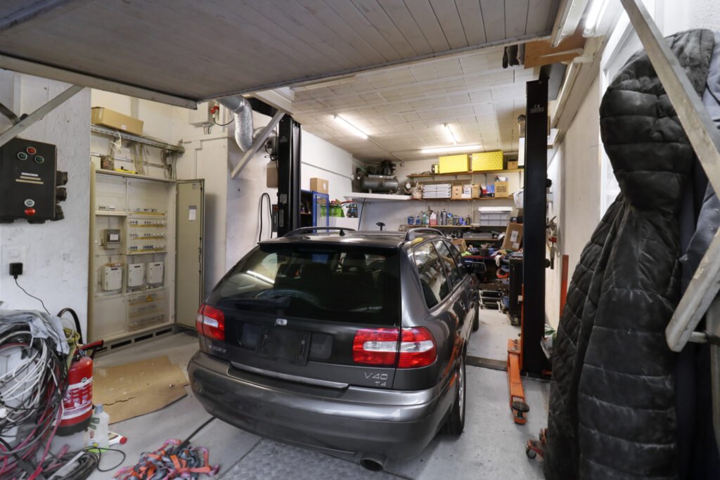 Garage